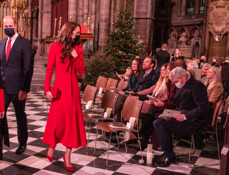 Королевская мода: Кейт Миддлтон с предложением на Рождество