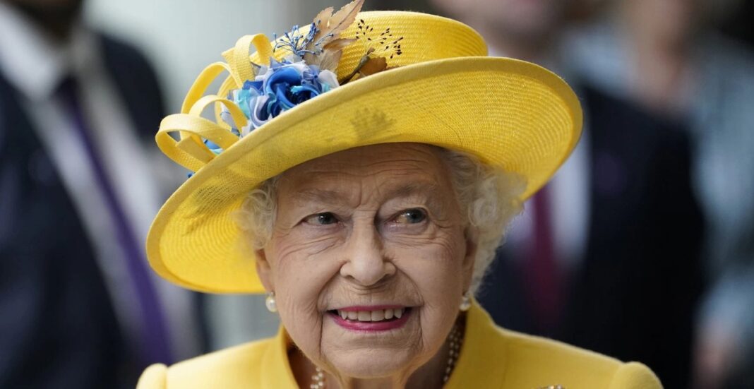Королева Єлизавета II відвідала нову лінію лондонського метрополітену