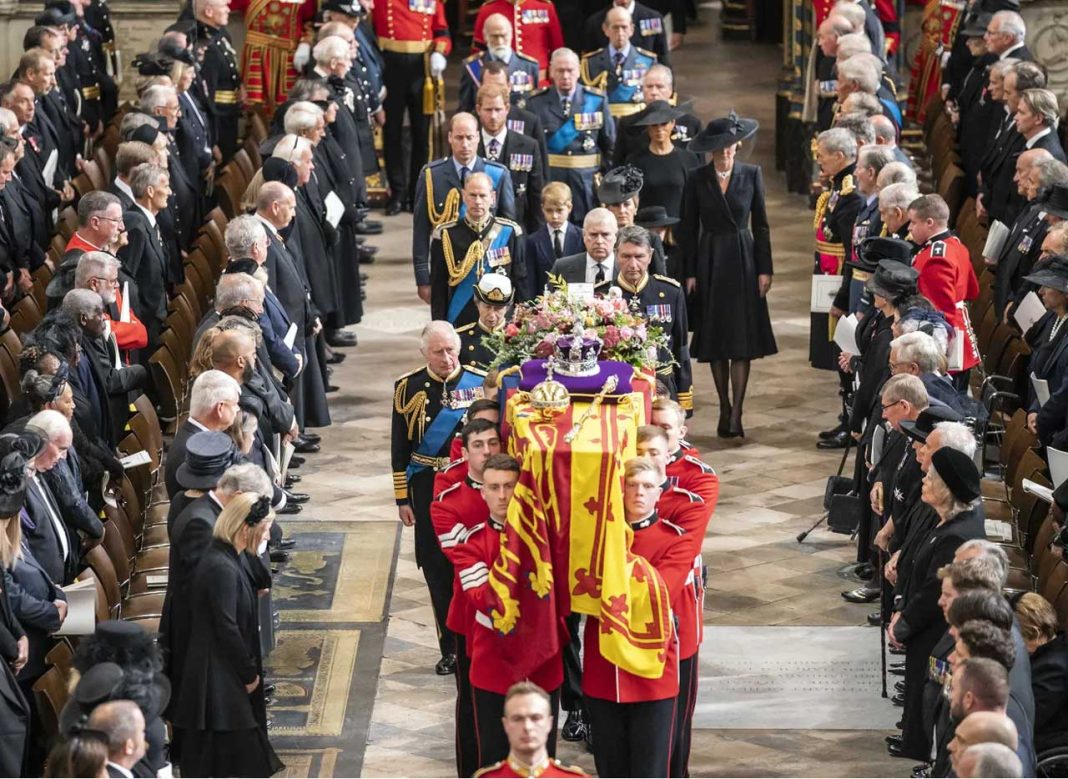 Найдорожче весілля принца Вільяма і навіть Олімпіади-2012: Скільки коштували похорон королеви Єлизавети
